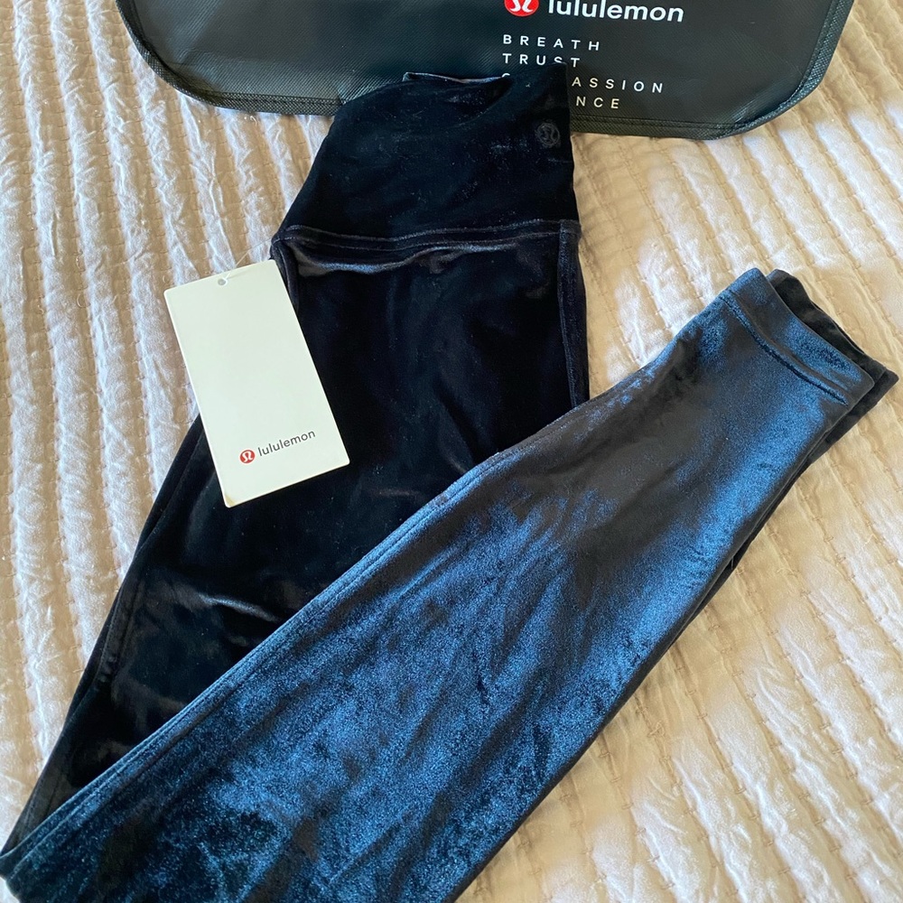 Wunder Lounge High-Rise Tight 28” *Velvet